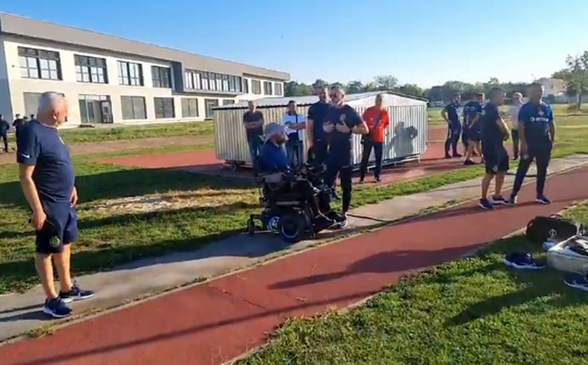 FCSB, primită ca o echipă mare la Oradea + Apariție-surpriză la antrenament