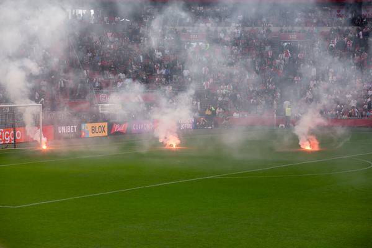 Primarul Amsterdamului se implică în scandalul de la Ajax - Feyenoord și cere măsuri drastice: „Ceea ce s-a întâmplat este o rușine!”