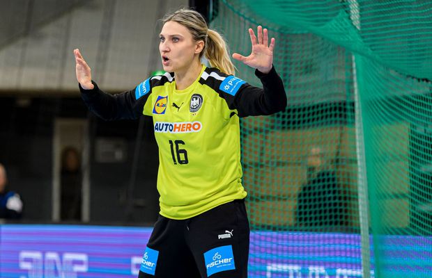 Revenire în poartă la SCM Rm. Vâlcea » Isabell Roch se întoarce după doar 4 luni