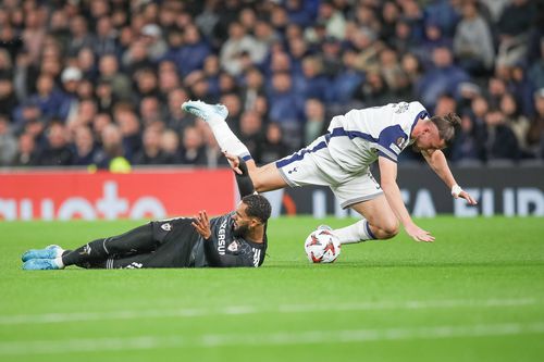 Radu Drăgușin, eliminat în Tottenham - Qarabag/ foto Imago Images