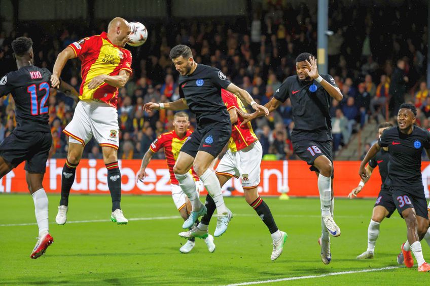 David Kiki și Malcom Edjouma au șanse mici să mai continue la FCSB / foto: Imago