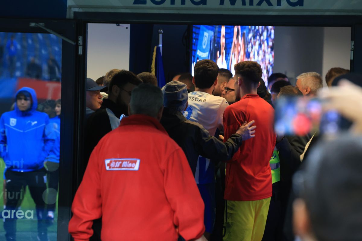 HAOS pe tunel după Universitatea Craiova - Dinamo: jucătorii au sărit la bătaie