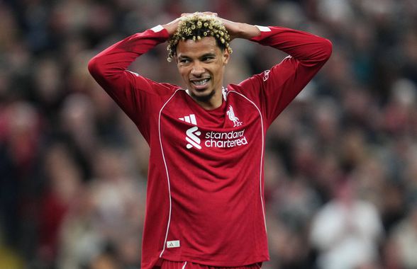 Liverpool l-a amendat drastic pe Hugo Ekitike pentru cartonașul roșu „stupid”