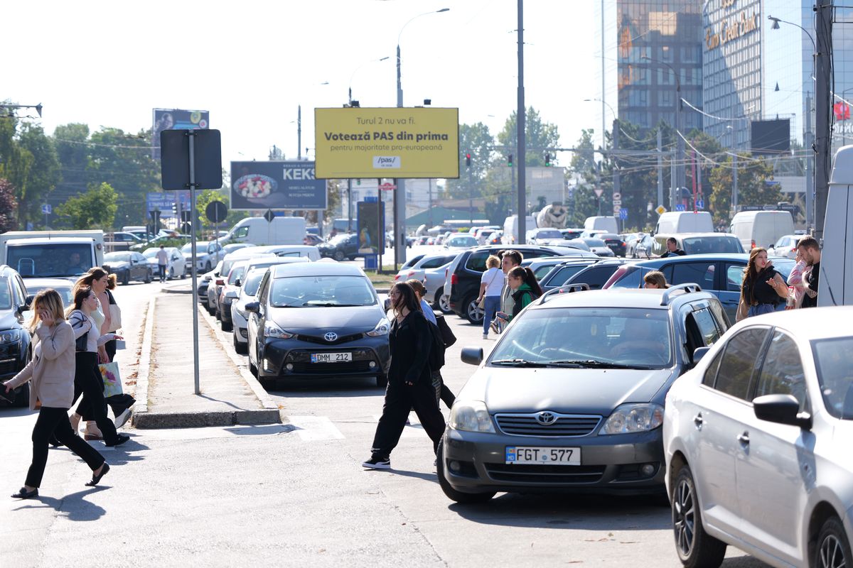 Chișinăul în imagini. Săptămână crucială peste Prut, unde moldovenii își decid viitorul prin alegerile parlamentare