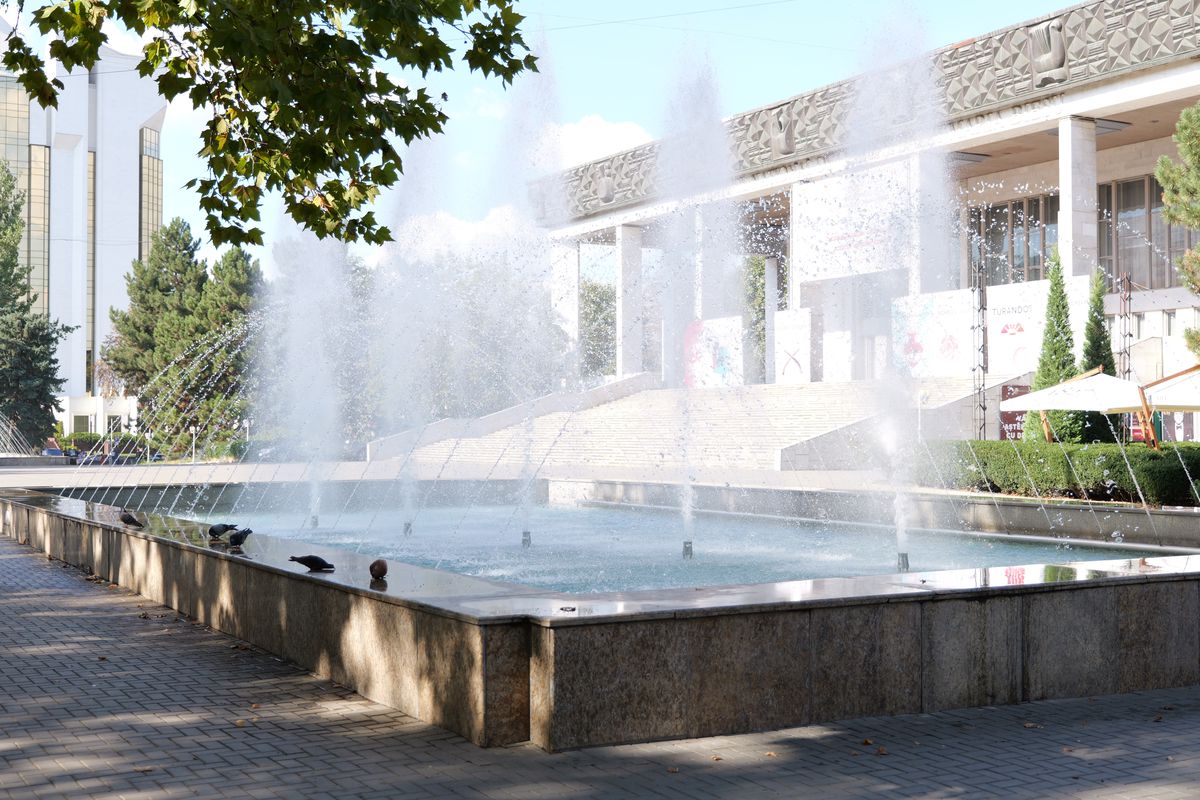 Chișinăul în imagini. Săptămână crucială peste Prut, unde moldovenii își decid viitorul prin alegerile parlamentare