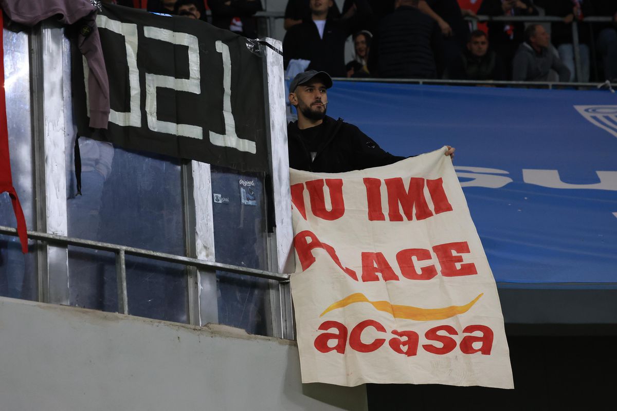 Imagini din meci Craiova - Dinamo, etapa #11 // foto: Ionuț Iordache (GSP)