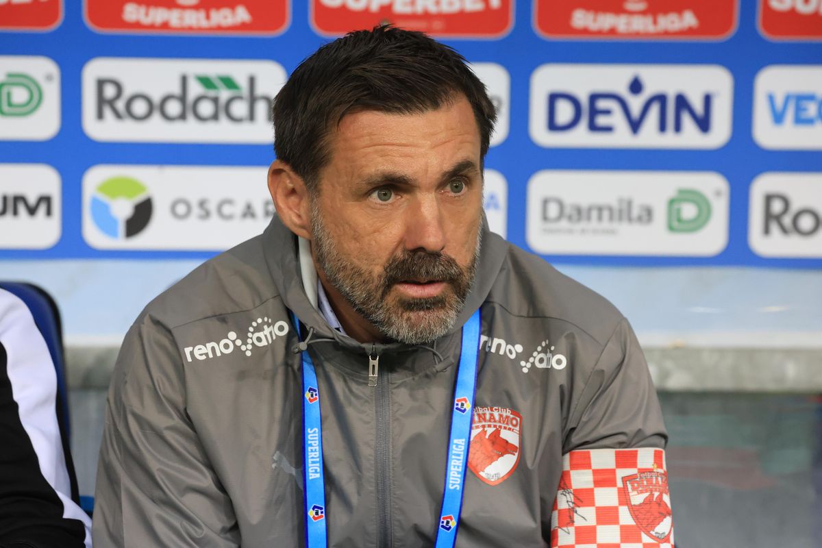 Imagini din meci Craiova - Dinamo, etapa #11 // foto: Ionuț Iordache (GSP)