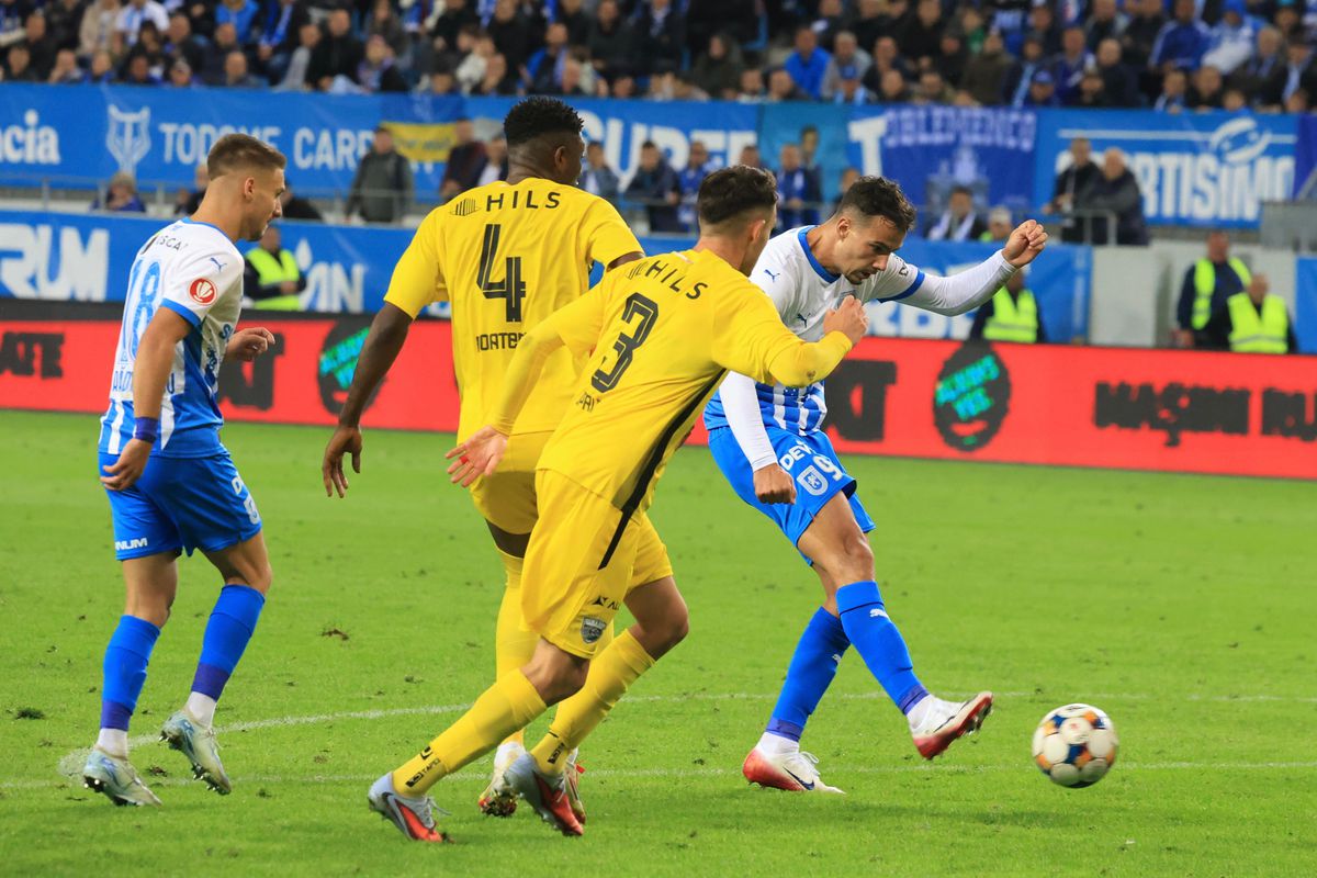 Universitatea Craiova - Dinamo, derby cu 4 reușite pe „Oblemenco” » GOL DECISIV în minutul 90! Clasamentul ACUM