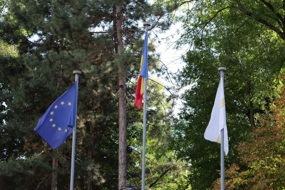 Chișinăul în imagini. Săptămână crucială peste Prut, unde moldovenii își decid viitorul prin alegerile parlamentare