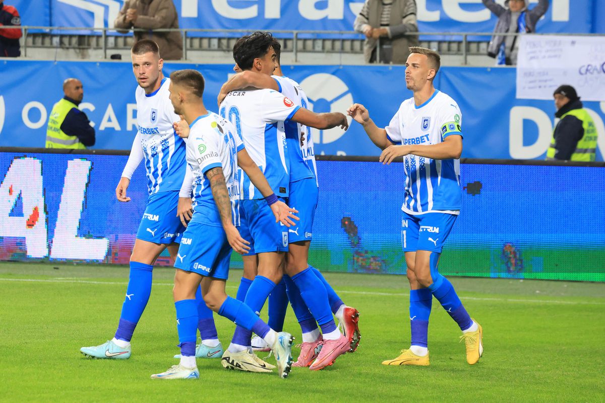 Imagini din meci Craiova - Dinamo, etapa #11 // foto: Ionuț Iordache (GSP)