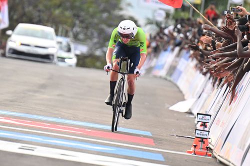 Tadej Pogacar va lupta pentru a-și apăra titlul cucerit în 2024/Foto: Imago Images