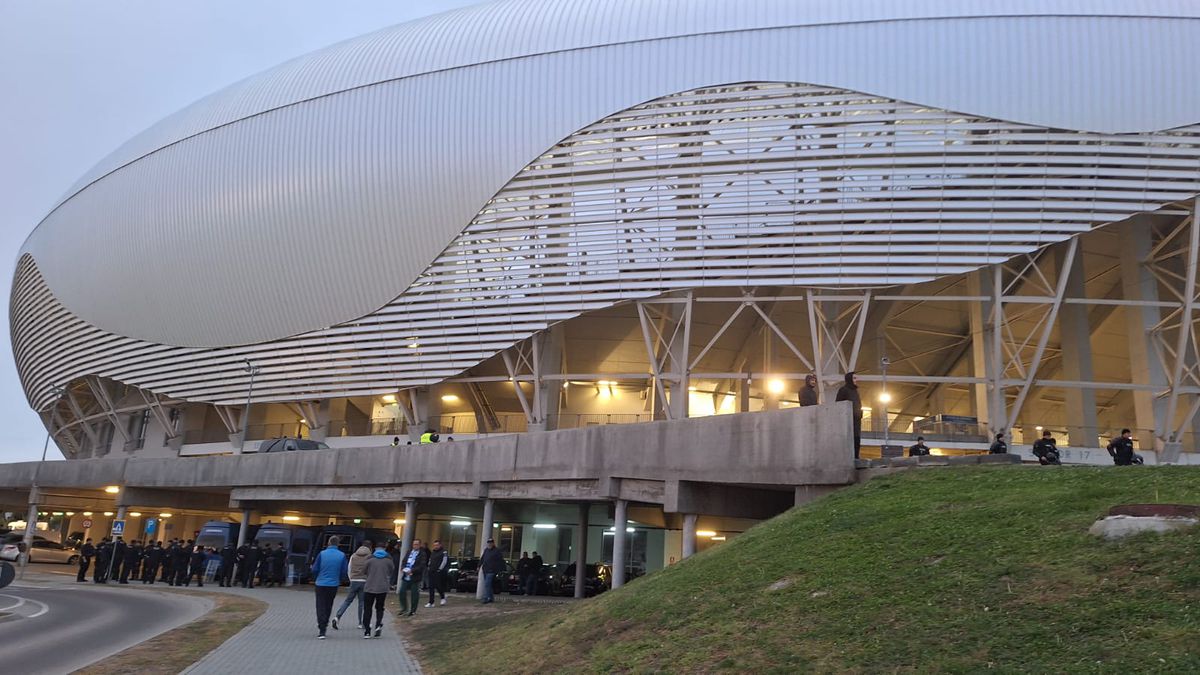 Imagini înainte de Universitatea Craiova - Dinamo, runda 11 din Superliga (26.09.2025)