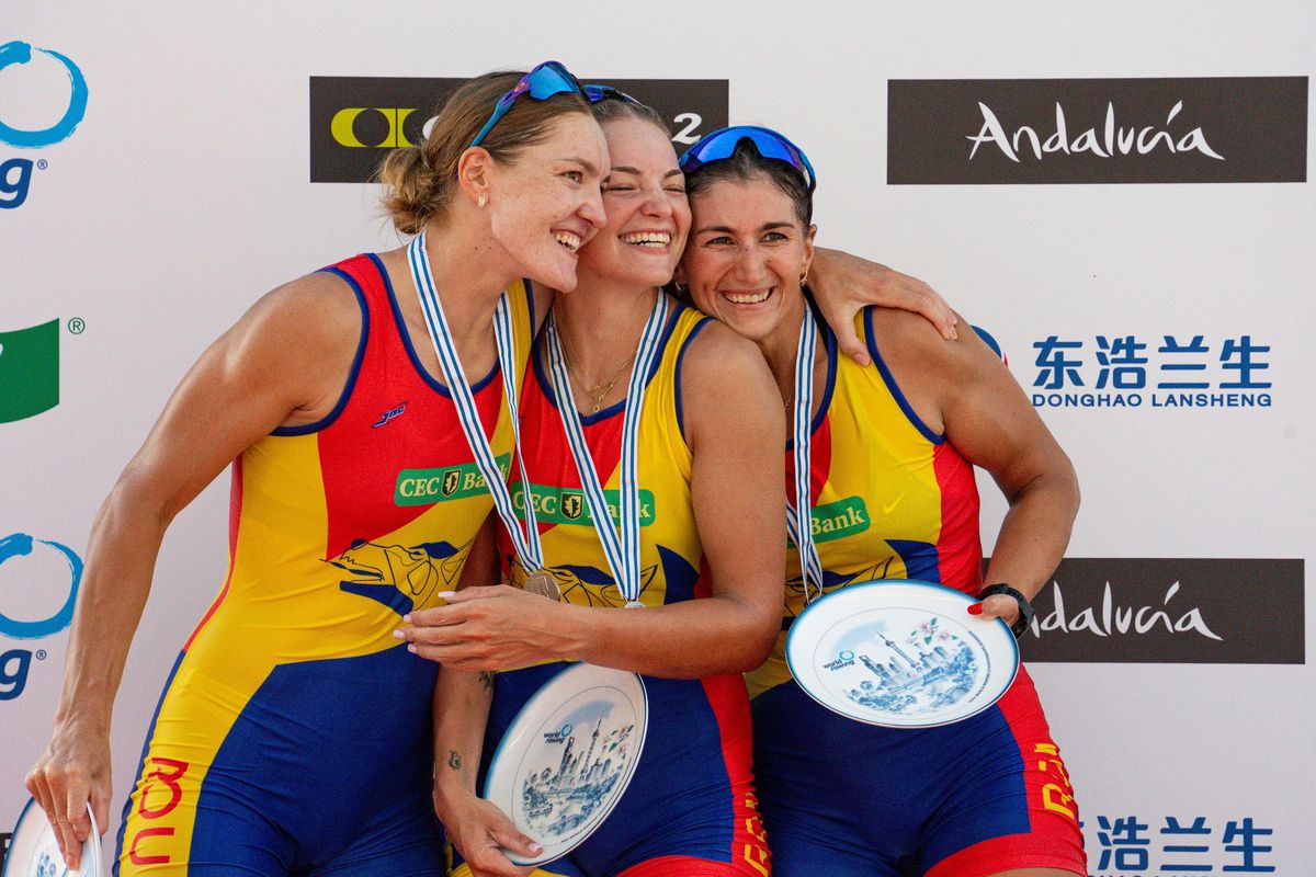 4 rame feminin - argint la CM canotaj