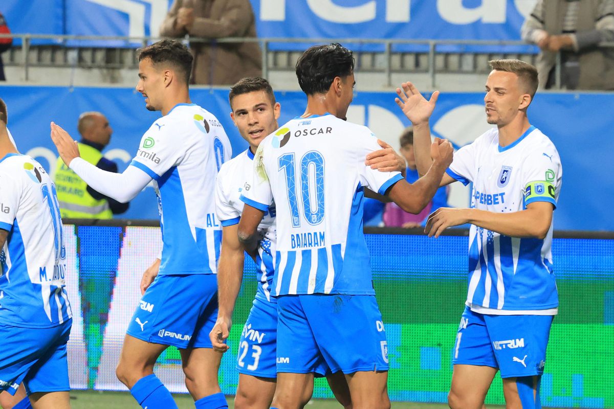 Imagini din meci Craiova - Dinamo, etapa #11 // foto: Ionuț Iordache (GSP)