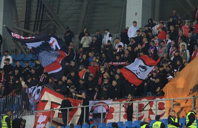 Fanii dinamoviști, mesaj ironic către LPF: „De luni de zile... Mulțumim!”