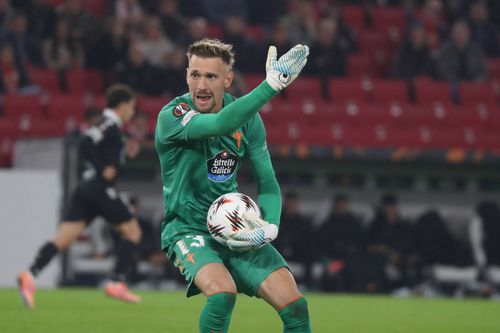 Ionuț Radu a limitat proporțiile înfrângerii Celtei Vigo în grupa de Europa League (1-2 cu VfB Stuttgart) / Foto: Imago