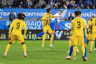 Meci de coșmar pentru dinamovistul revenit titular: două greșeli majore în defensivă și schimbare în minutul 57