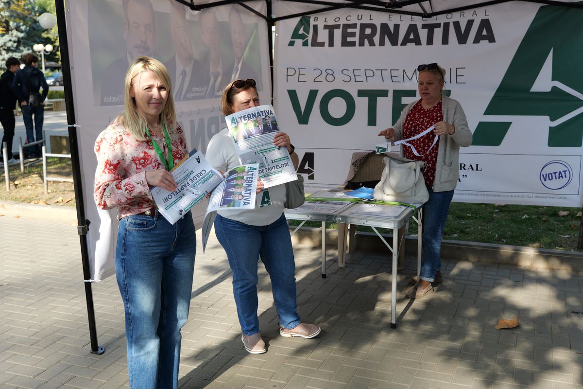 Chișinăul în imagini. Săptămână crucială peste Prut, unde moldovenii își decid viitorul prin alegerile parlamentare