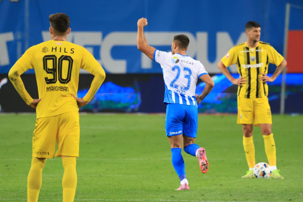 Imagini din meci Craiova - Dinamo, etapa #11 // foto: Ionuț Iordache (GSP)