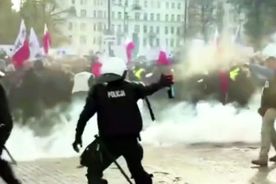 VIDEO Dezvăluirile lui Sergiu Hanca, martor la protestele masive din Polonia: „Dacă se întâmplă asta, ar fi o perioadă mai neagră decât cea de după război”