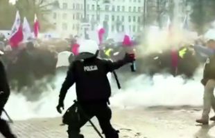 VIDEO Dezvăluirile lui Sergiu Hanca, martor la protestele masive din Polonia: „Dacă se întâmplă asta, ar fi o perioadă mai neagră decât cea de după război”