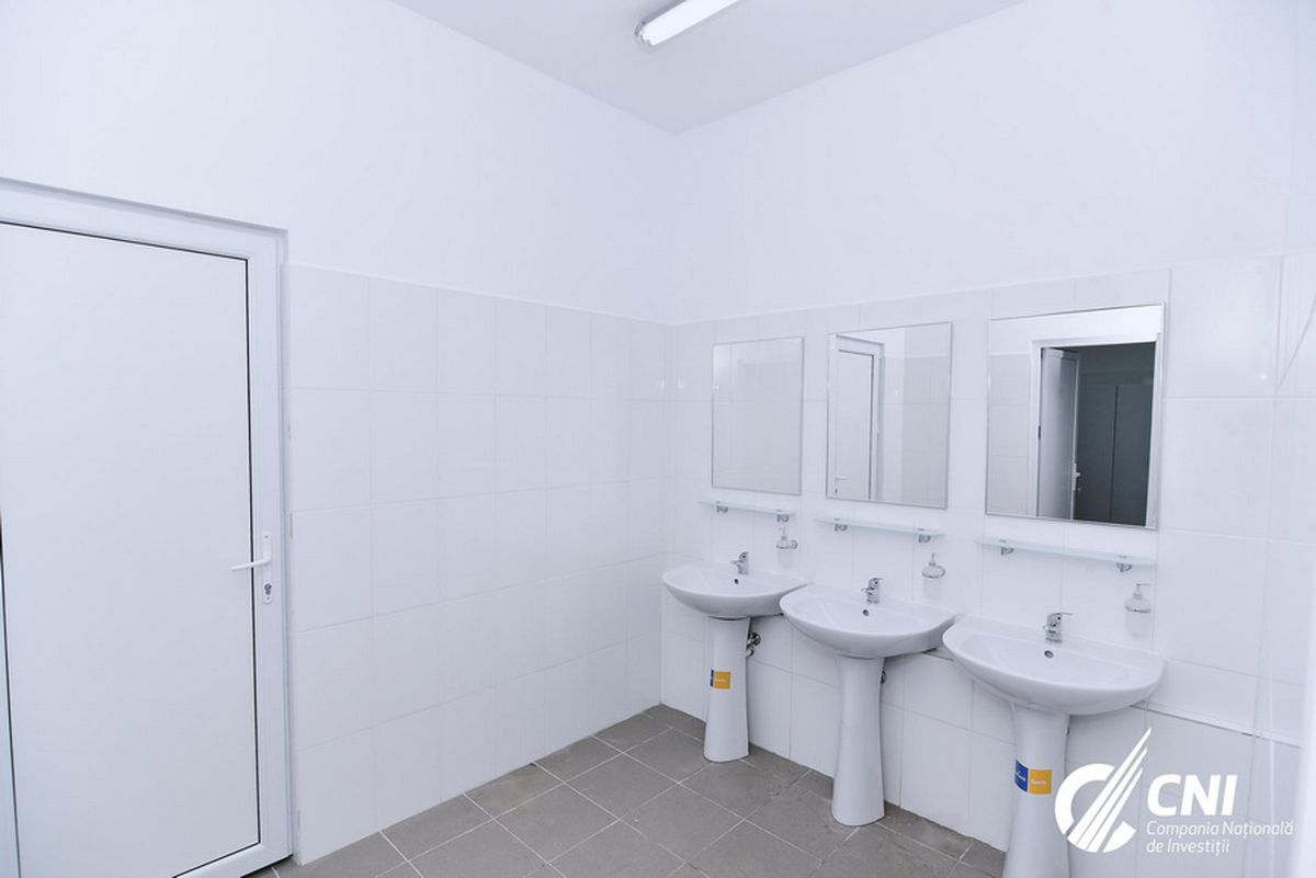 Mărturia tulburătoare a unui părinte despre efectele intoxicației cu clor de la bazinul Rapid: „Băiatul meu avea saturația de oxigen de 83%”