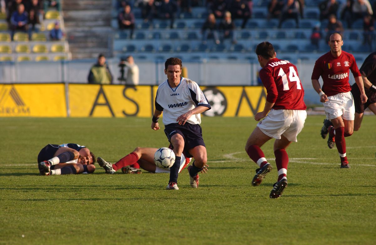 Ora poveștilor inedite ale lui Narcis Răducan » „Pe tata, mare dinamovist, l-am făcut stelist"