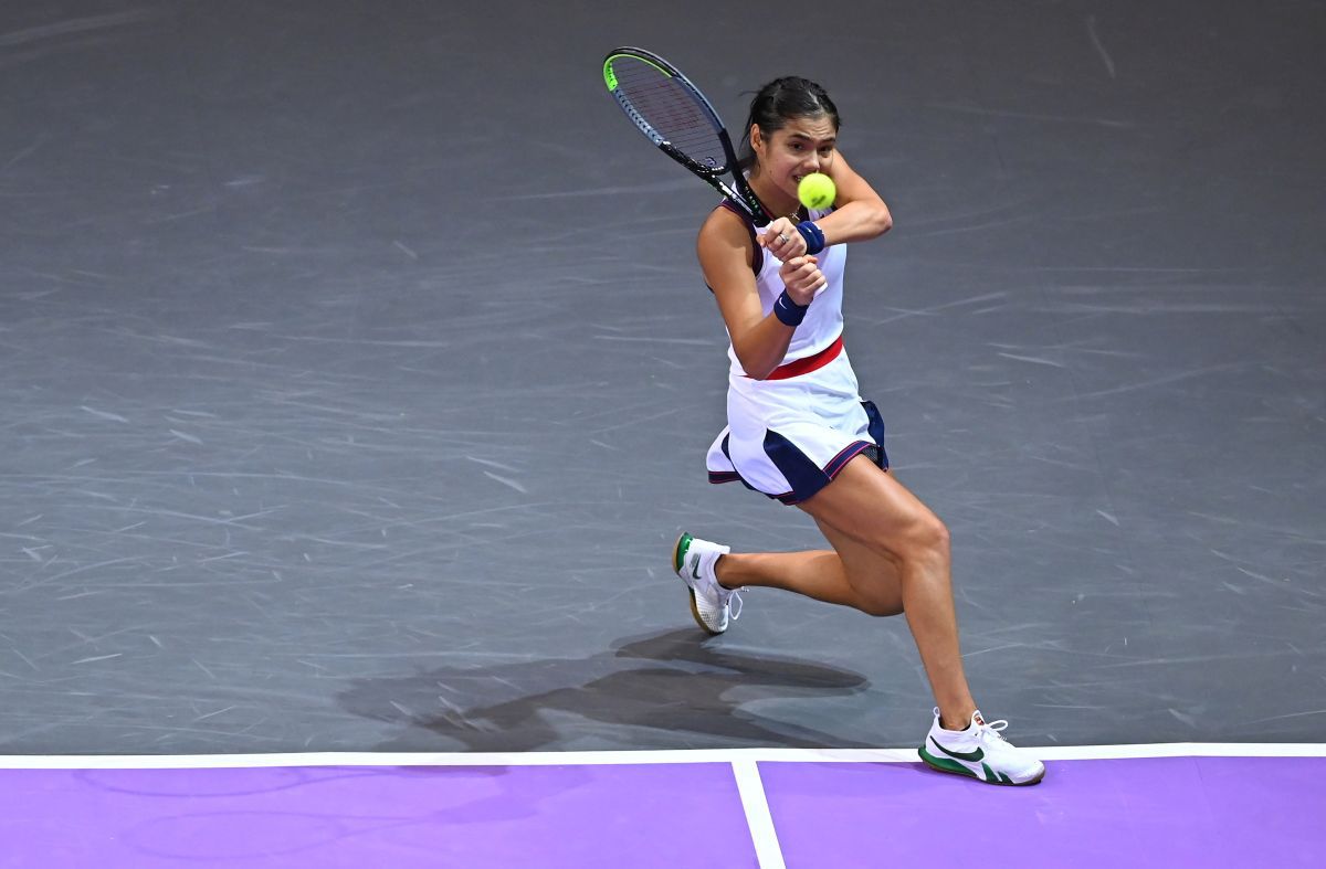 „Talent genial și forță mentală!” » Omul cu 50 de ani de experiență în tenis, fascinat de Emma Răducanu: „Mă bucur că tatăl ei a făcut o asemenea investiție!”