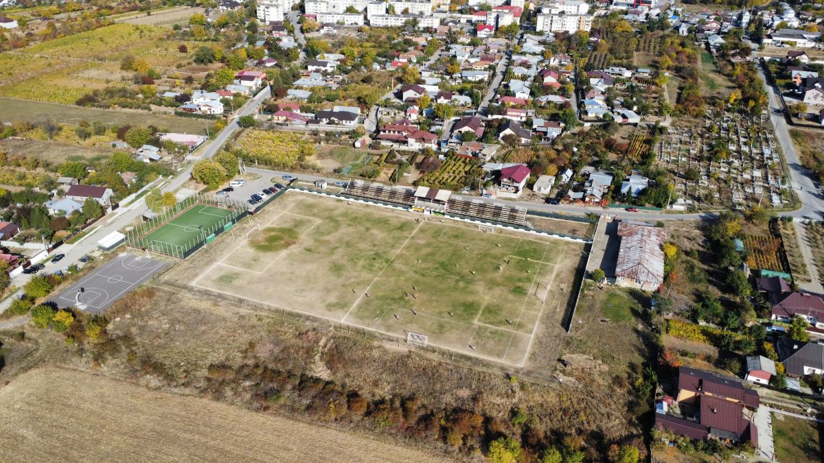 Cupa Satelor nimănui: de asta n-a venit Boloni