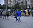Faptul că în lotul juveților există mulți străini face ca în tribune să vină fani de pe toate meridianele