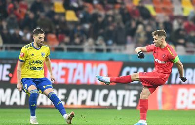 Control antidoping înainte de Petrolul - FCSB: 19 jucători au fost testați! Prima reacție: „Să fie întâmplător? Se întâmplă de fiecare dată!”