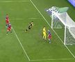 Gol de cascadorii râsului în CSA Steaua - Ceahlăul: autor, fostul dinamovist Mihai Neicuțescu