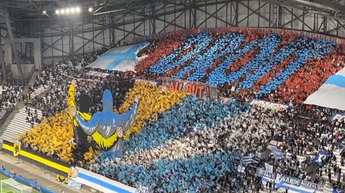 Scenografia serii în Europa a fost afișată la Marseille - AEK Atena » Ce au făcut galeriile implicate înaintea meciului