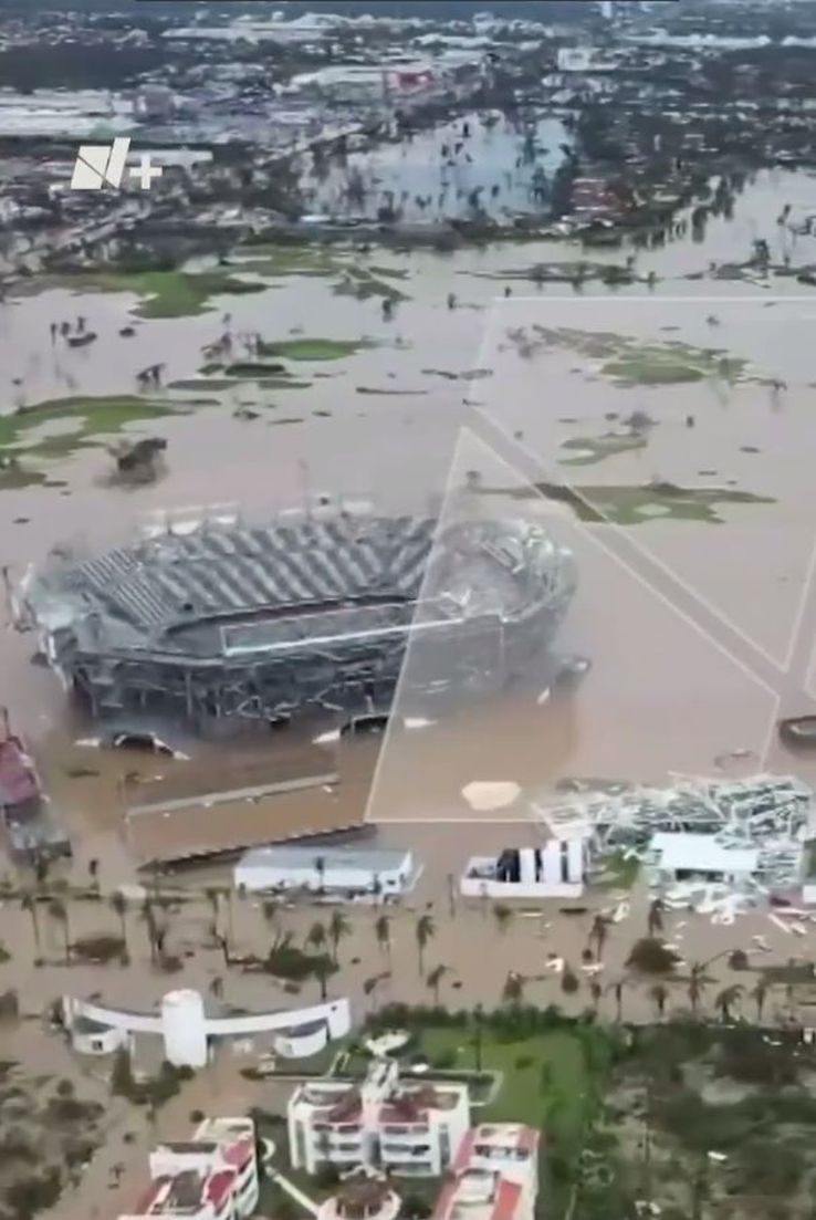 arena GNP Seguros a fost inundată