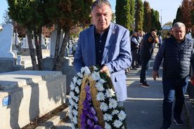 Primarul a mers la mormântul lui Nicolae Dobrin și și-a însușit ultima decizie luată la FC Argeș: „E solicitarea mea, sunt convins că va fi aprobată”