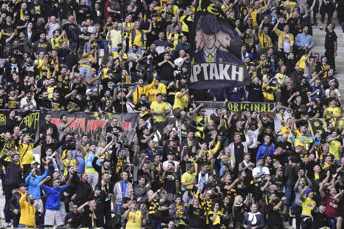 Scenografie specială la Marseille - AEK Atena, în Europa League