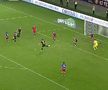 Gol de cascadorii râsului în Steaua - Ceahlăul » Portarul „militarilor” a privit cum mingea intră agonizant în poartă