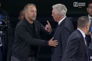 Carlo Ancelotti a răbufnit în „El Clasico” » Ce i-a strigat lui Hansi Flick, imediat după golul de 0-4 + recordul stabilit de antrenorul Barcelonei