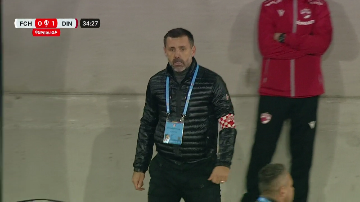 „Câine” adevărat! Florentin Petre a plâns ca un „Pitic” în momentul în care galeria lui Dinamo sărbătoarea victoria de la Hermannstadt » Imagini minunate