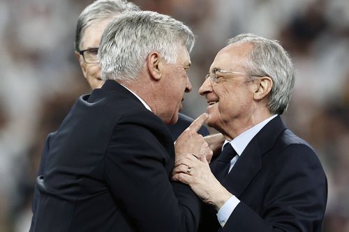 Carlo Ancelotti și Florentino Perez au lucrat împreună peste cinci ani și trei luni la Real Madrid, italianul cucerind 14 trofee și aducând  sute de milioane de euro în conturile campioanei Europei / Foto: Imago