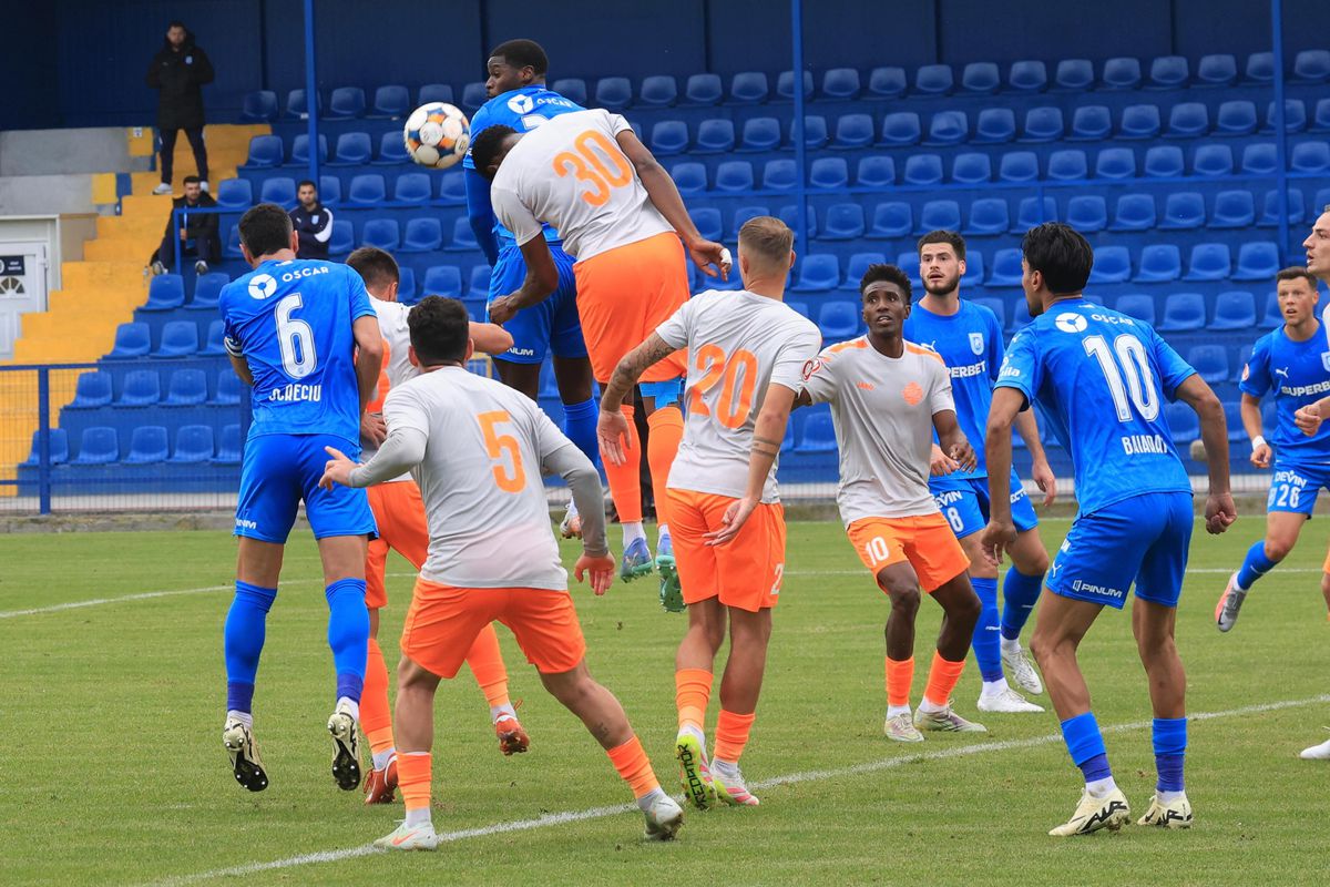 Fluier final în Metaloglobus - Universitatea Craiova » O nouă mare surpriză la Clinceni! + Clasamentul