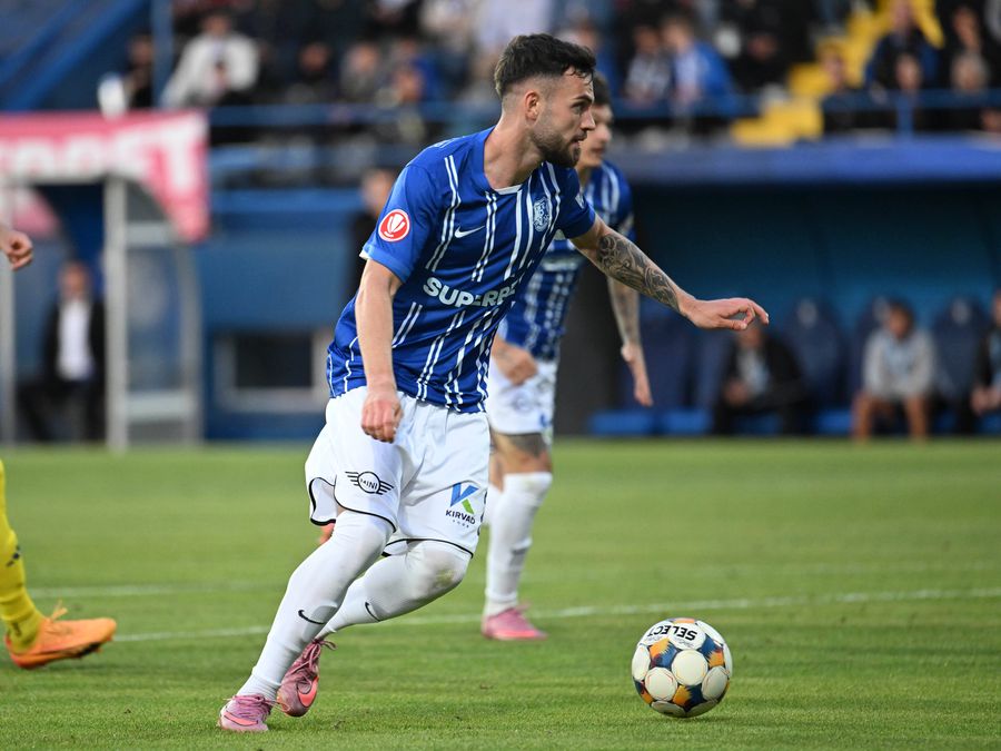 Ionuț Cojocaru, atacantul lui Farul Constanța. Foto: Imago Verdict DUR după ciocnirea violentă din CFR Cluj - Farul! » Nu va mai juca în 2025