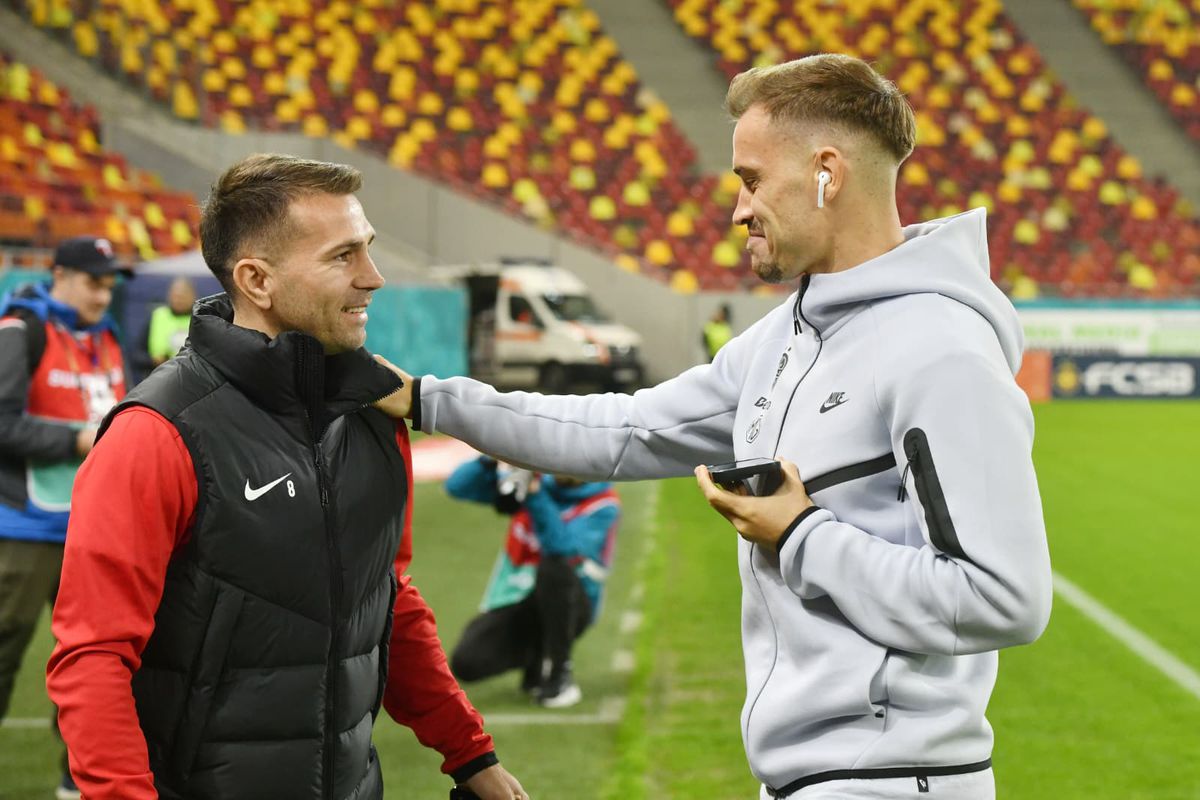 „El Clasico” la putere și pe Arena Națională » Imaginile serii: cum au fost surprinși jucătorii de la FCSB înainte de duelul cu UTA