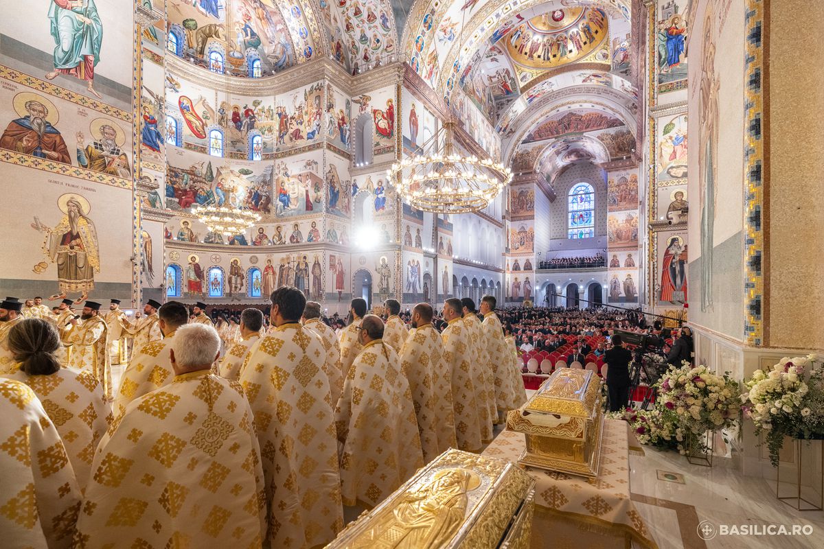 POZE generale sfințirea Catedralei României