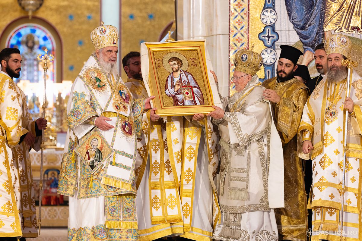 POZE generale sfințirea Catedralei României