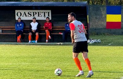 Gabi Tamaș, savuros după debutul în Liga 4: „Atmosferă frumoasă, înjurături ca pe vremuri, îmi face plăcere să vin”