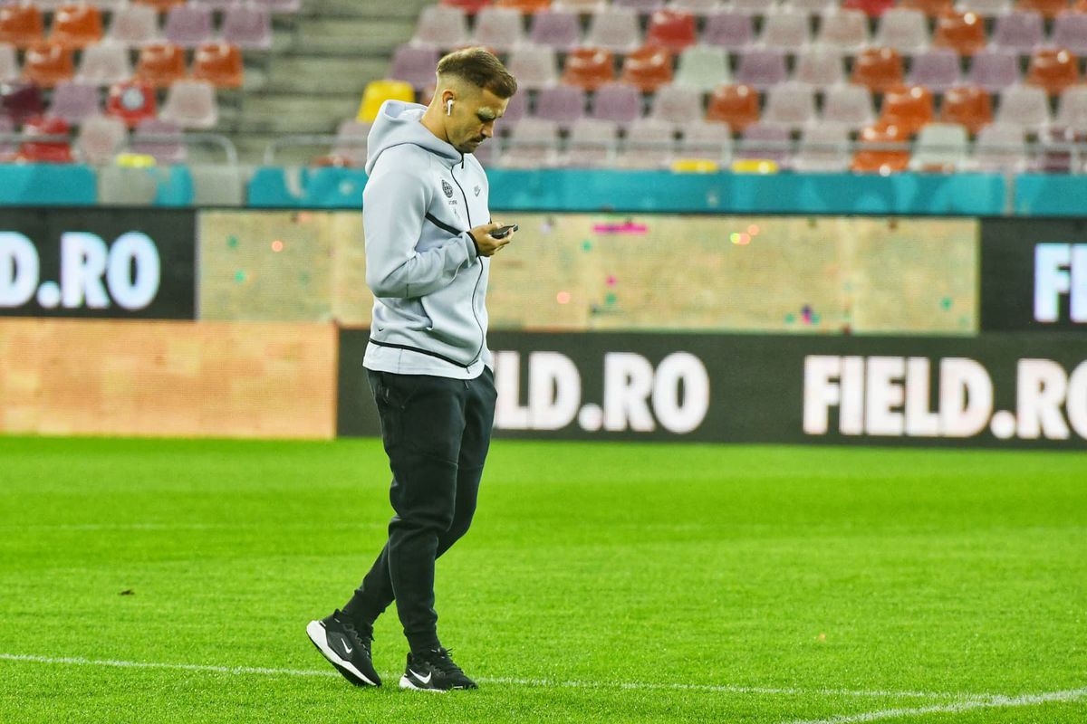 „El Clasico” la putere și pe Arena Națională » Imaginile serii: cum au fost surprinși jucătorii de la FCSB înainte de duelul cu UTA