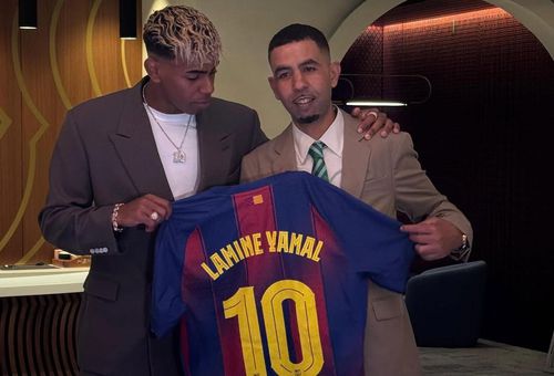 Lamine Yamal și Mounir Nasraoui. Foto: Instagram