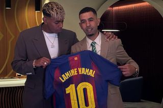 Tatăl lui Lamine Yamal reacționează după scandalul din El Clasico: „Ne vedem în Barcelona!”