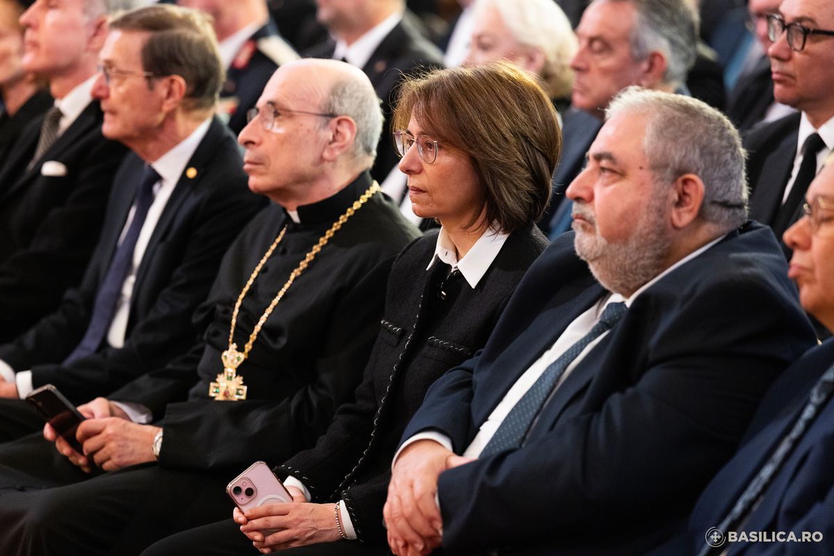 POZE generale sfințirea Catedralei României